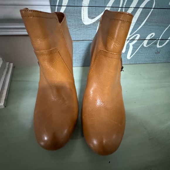 Gianni Bini - Picture 8 of 10